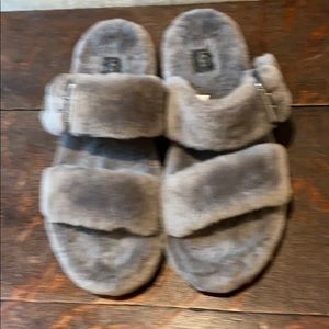 UGG Grey Fluff Slide Sandals GUC Size 11